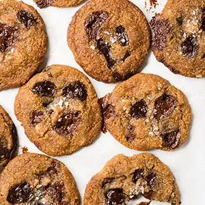 Keto Chocolate Chip Cookies