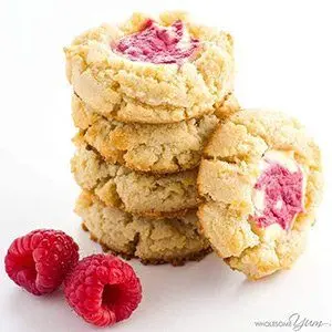 Low Carb Raspberry Cheesecake Cookies