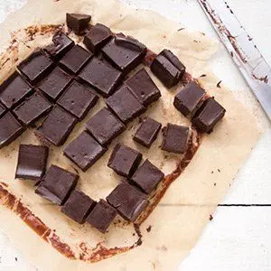 Keto Sweet Snack Chocolate Peanut Butter Fudge