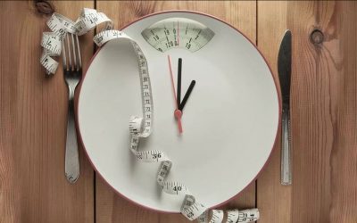 Intermittent Fasting 101: All You Need to Know [The Definitive Guide]